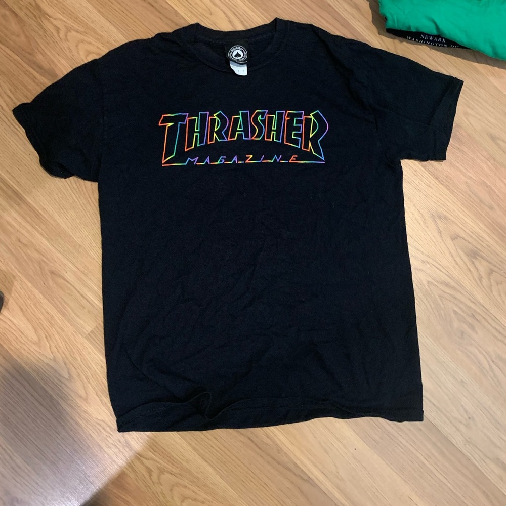 Thrasher Tee w/ Multicolor Logo